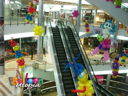 Mall Decor in Israel